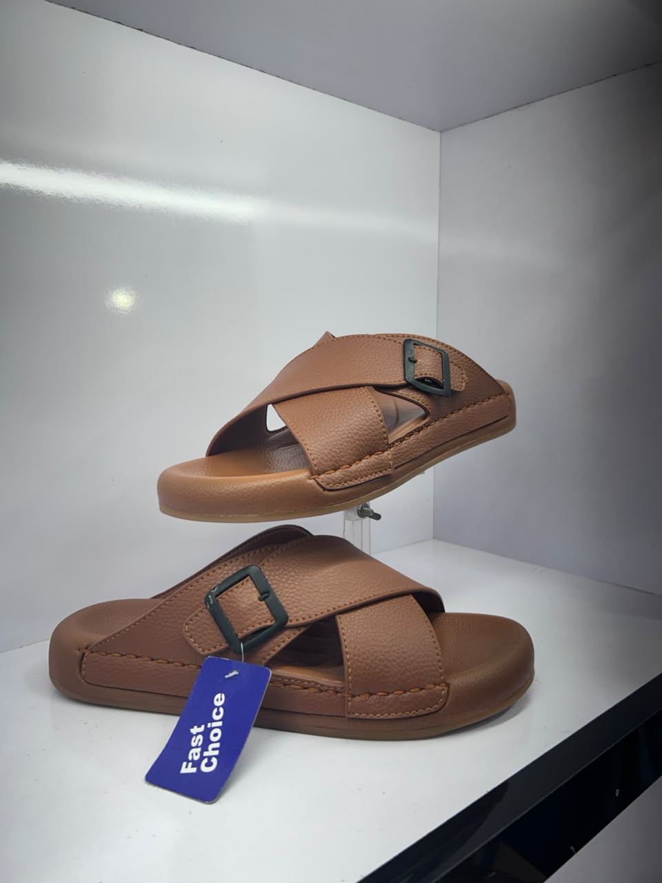 Men's Brown Cross-Strap Buckle Sandals / Chappal